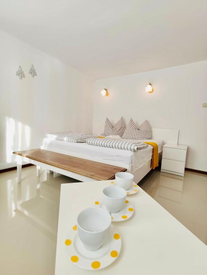 Iwona Pokoje Apartamenty Karwia Eksteriør bilde