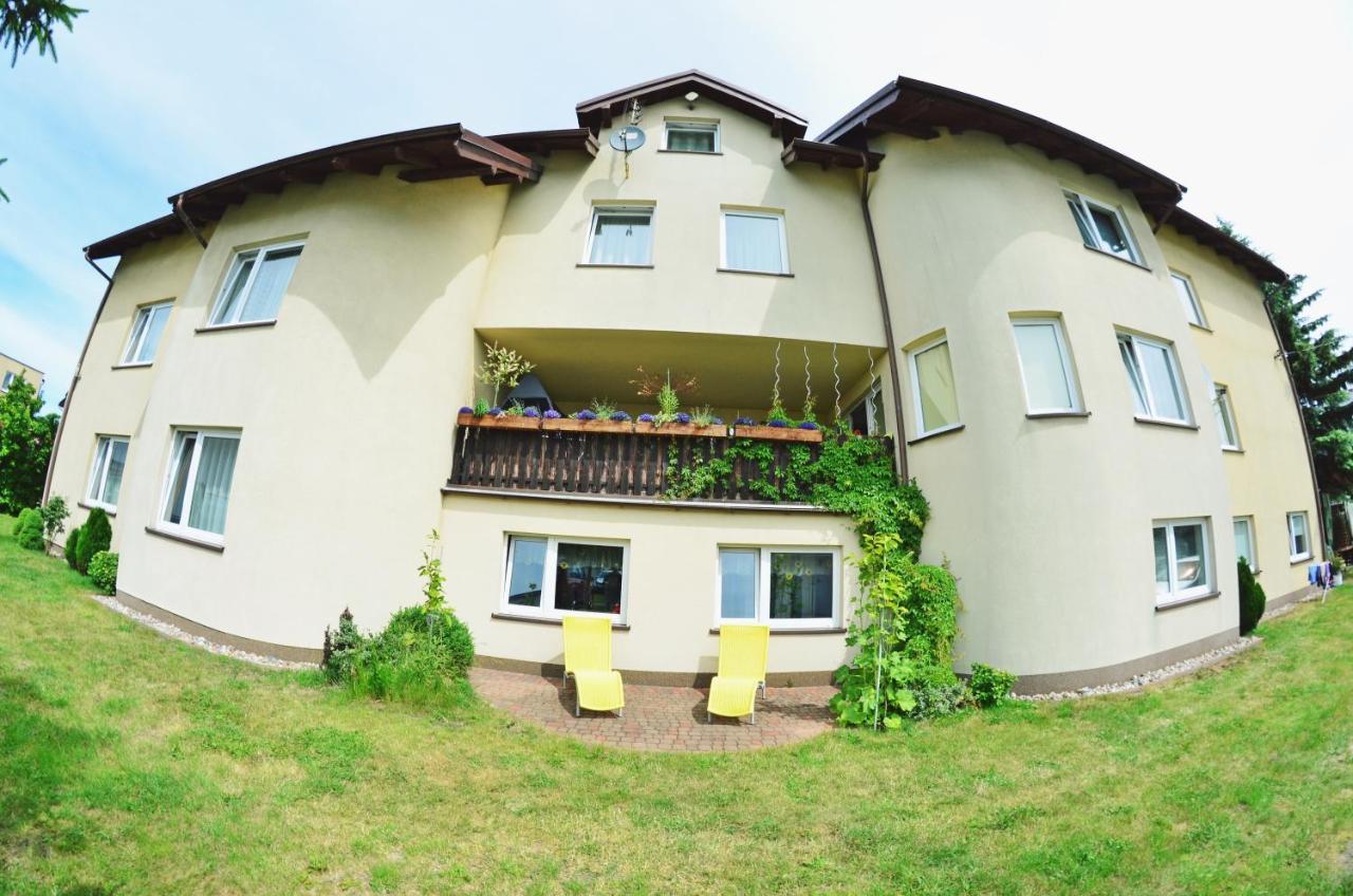 Iwona Pokoje Apartamenty Karwia Eksteriør bilde