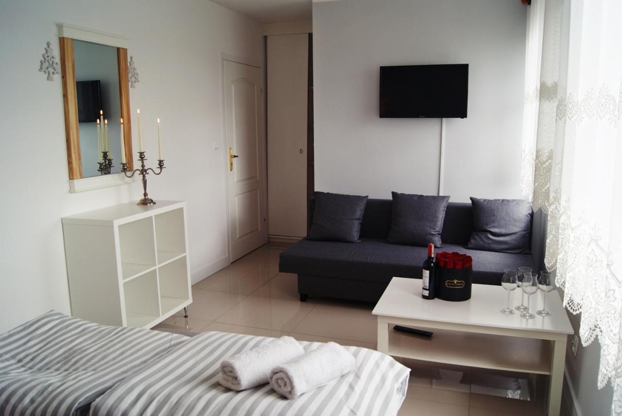 Iwona Pokoje Apartamenty Karwia Eksteriør bilde