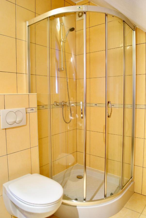 Iwona Pokoje Apartamenty Karwia Eksteriør bilde