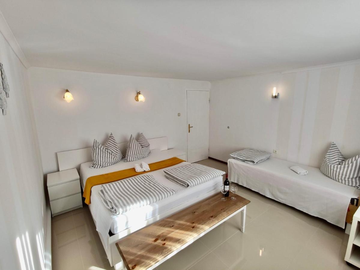 Iwona Pokoje Apartamenty Karwia Eksteriør bilde