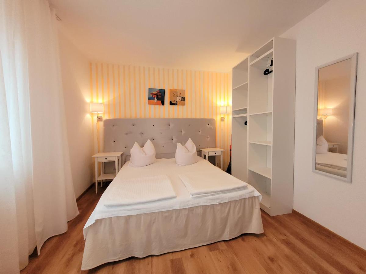 Iwona Pokoje Apartamenty Karwia Eksteriør bilde
