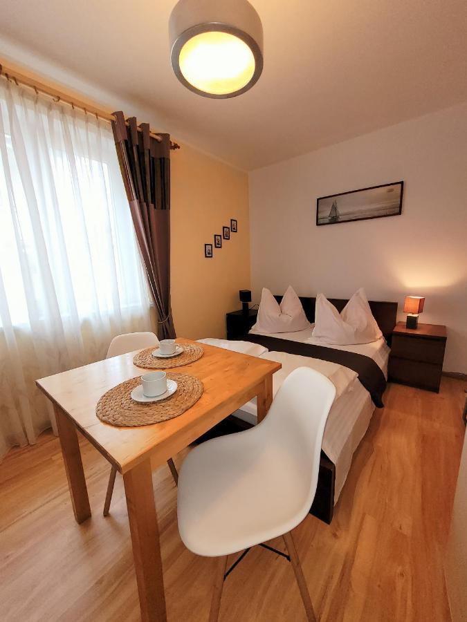 Iwona Pokoje Apartamenty Karwia Eksteriør bilde
