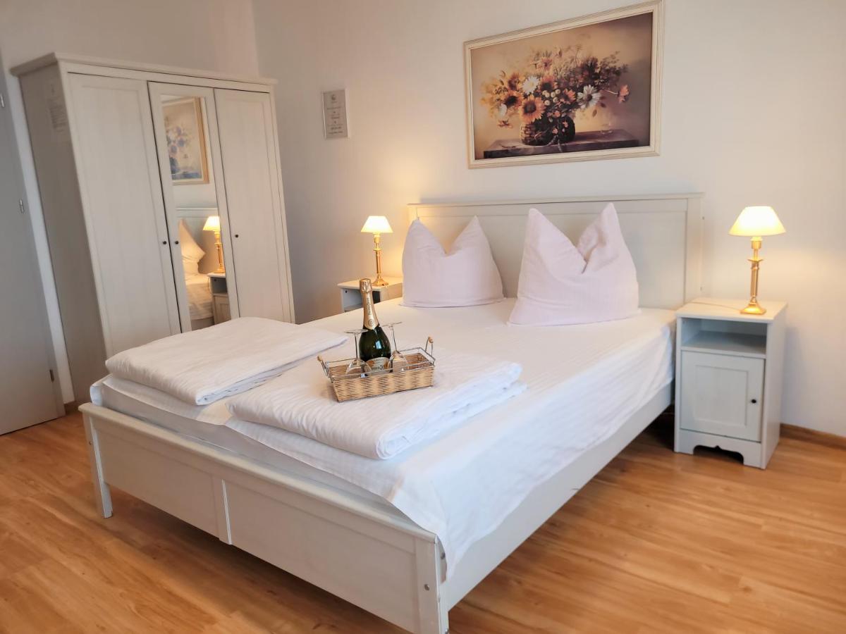 Iwona Pokoje Apartamenty Karwia Eksteriør bilde