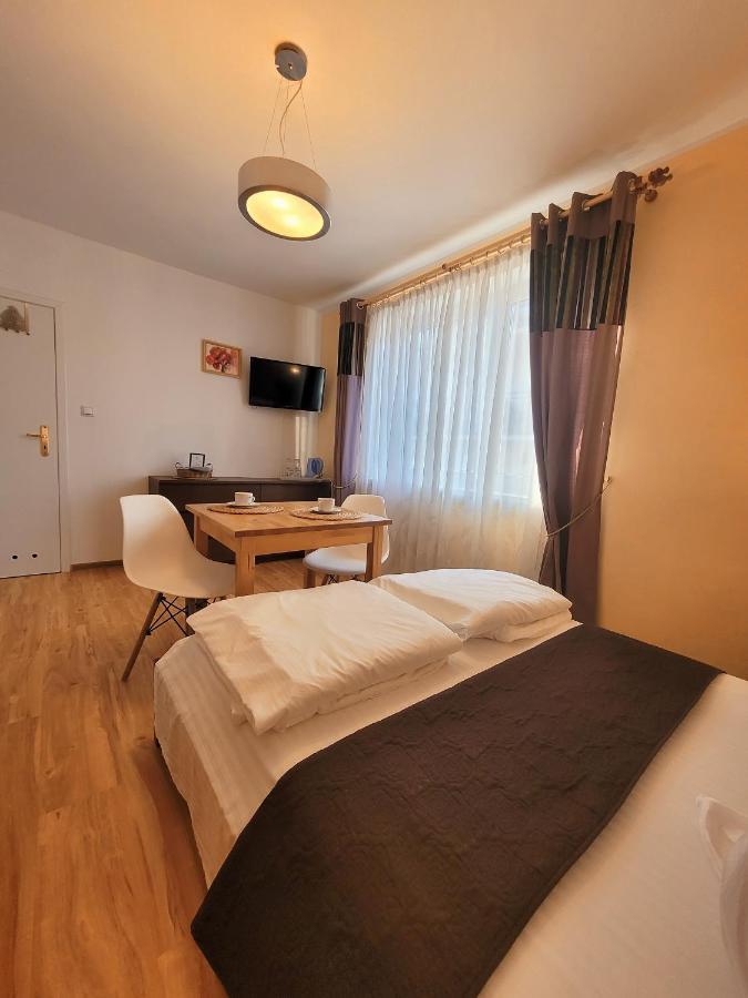 Iwona Pokoje Apartamenty Karwia Eksteriør bilde
